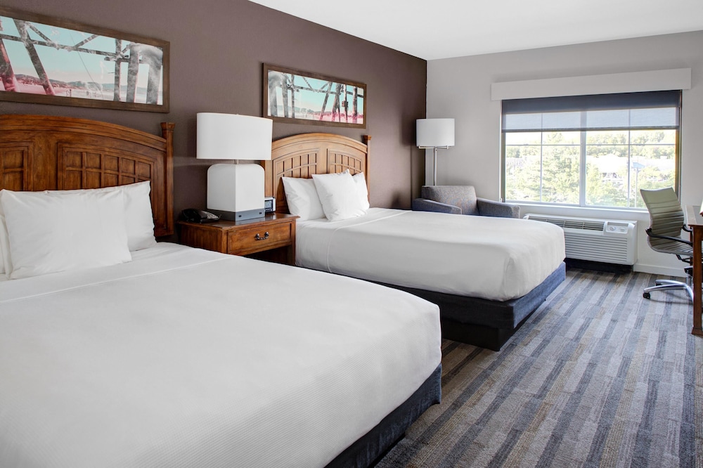 Hyatt House Fishkill Poughkeepsie 10/64