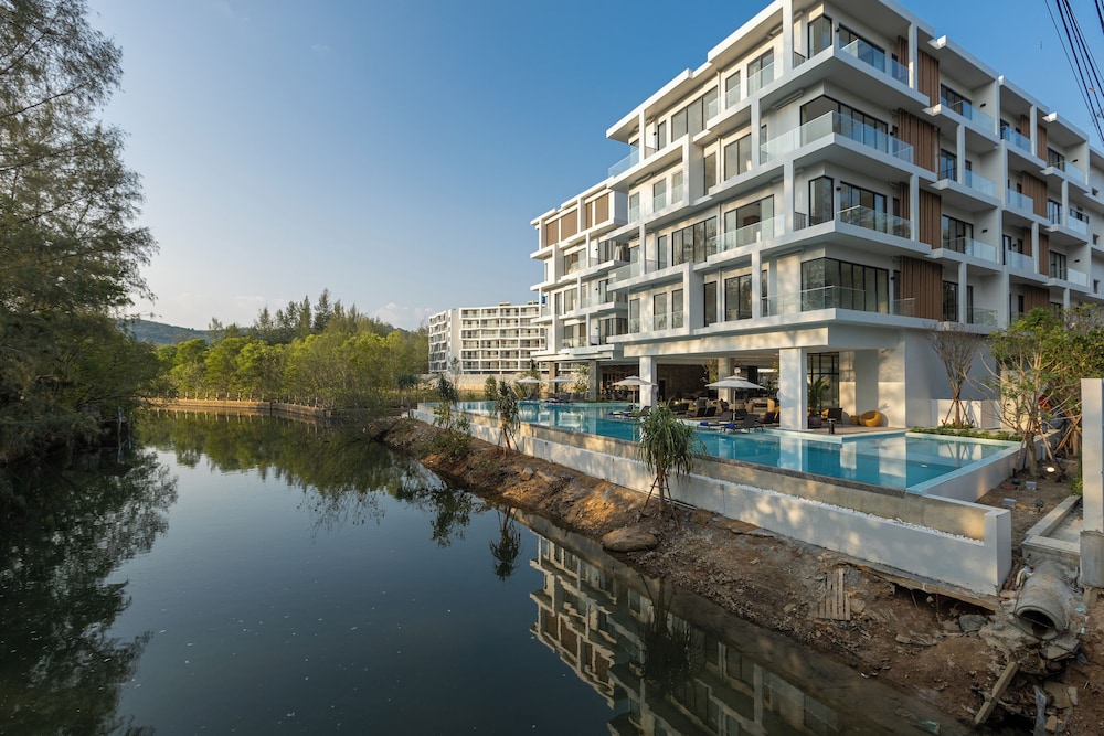 Radisson Resort Layan Phuket 7/75