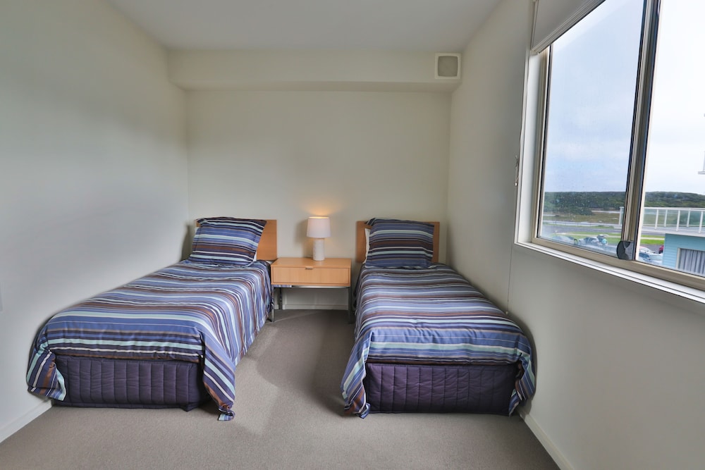 Lady Bay Resort 13/36