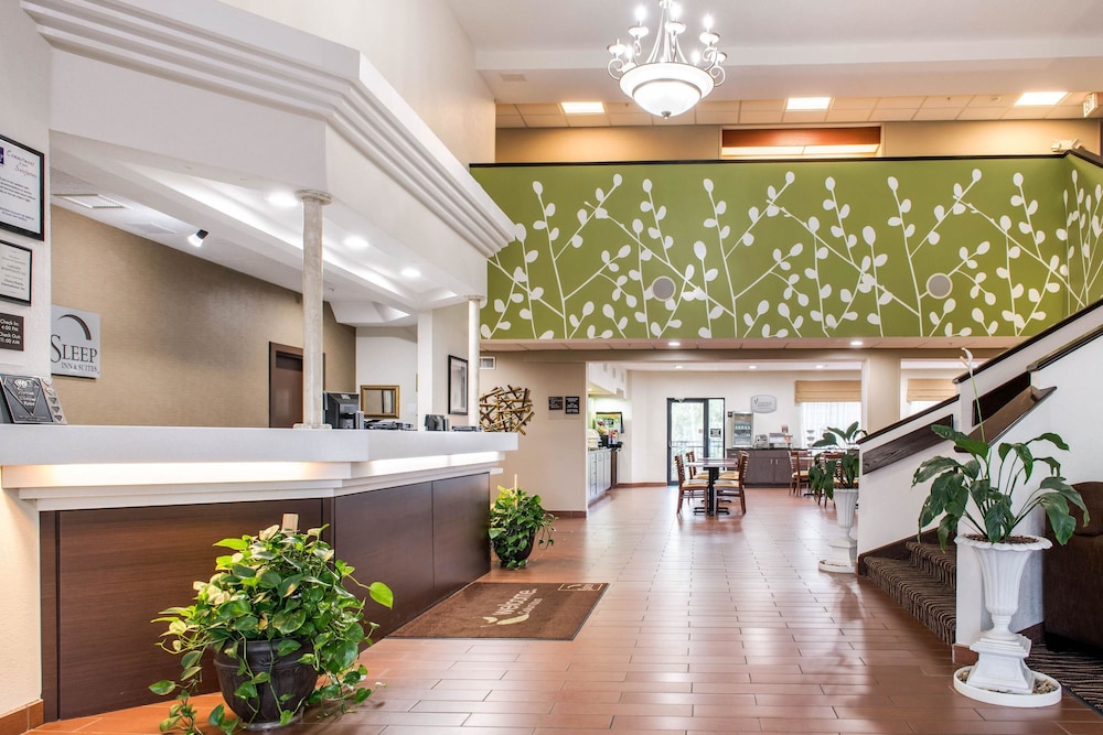 Sleep Inn & Suites Columbus South 4/52