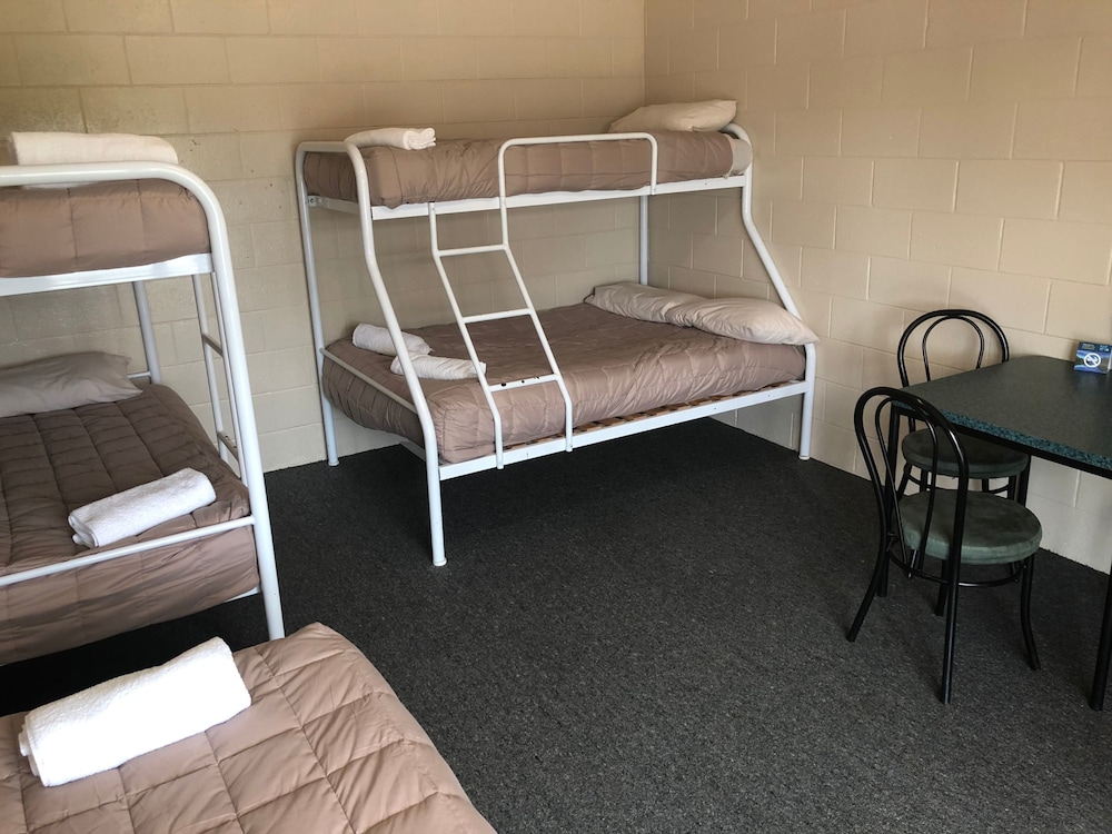 Greymouth Seaside Top 10 Holiday Park 58/71