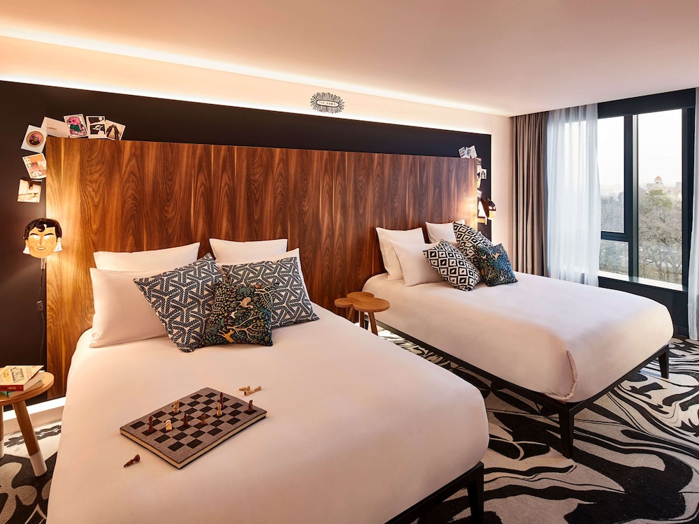Mama, 2 Queen Beds, Terrace, Xxl
