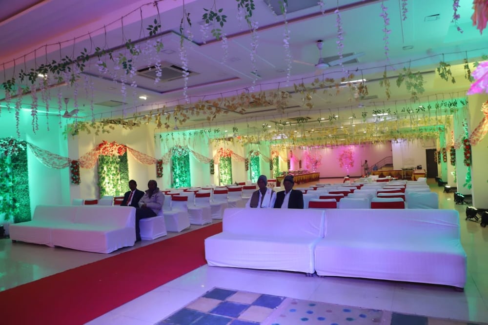 Hotel Madhushrie 7/50