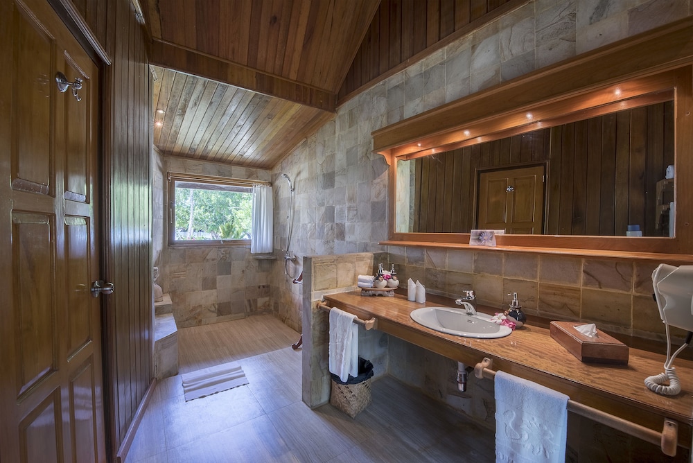 Gangga Island Resort And Spa 50/50