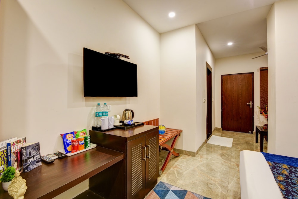 La Sapphire Hotel 46/50