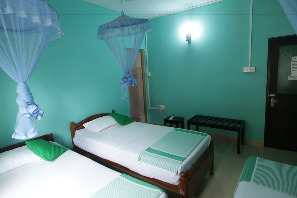 Araliya Holiday Bungalow 11/26