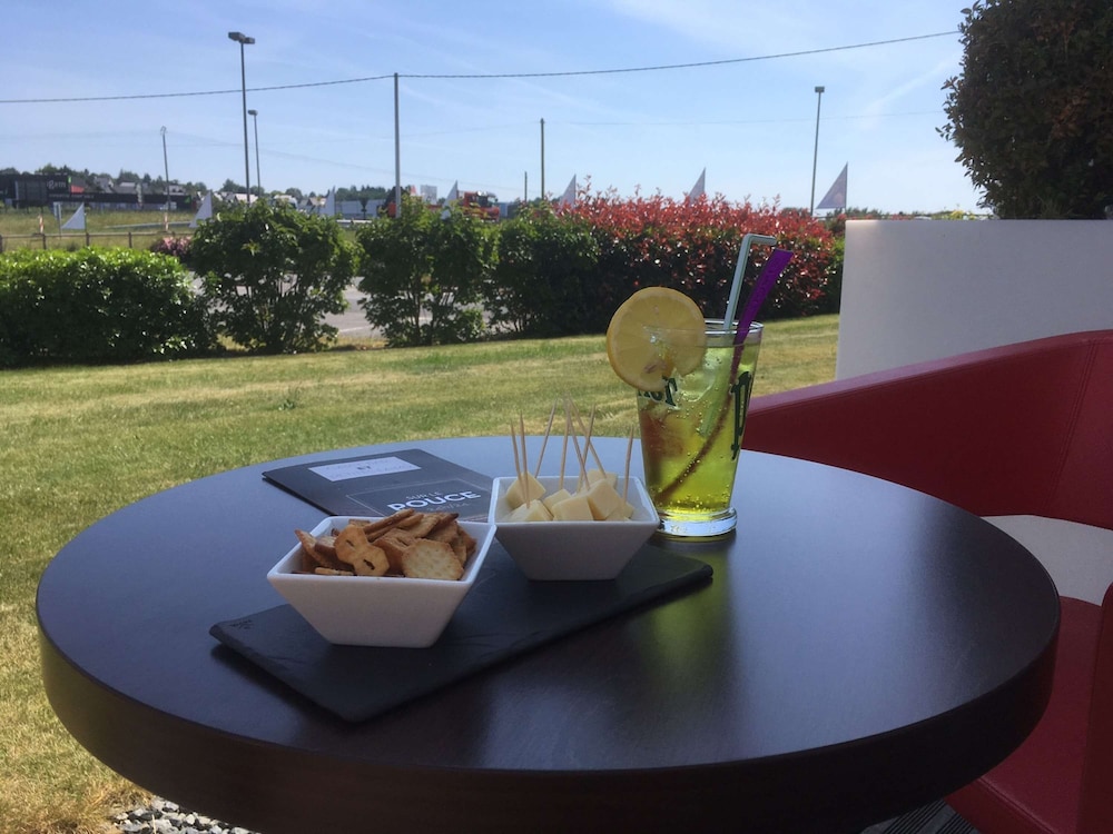 Ibis Guingamp - Coeur De Bretagne 45/63