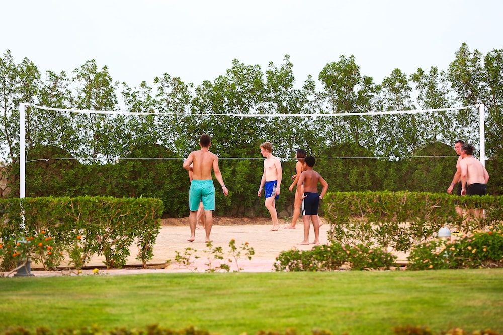 Charmillion Club Aqua Park 40/46
