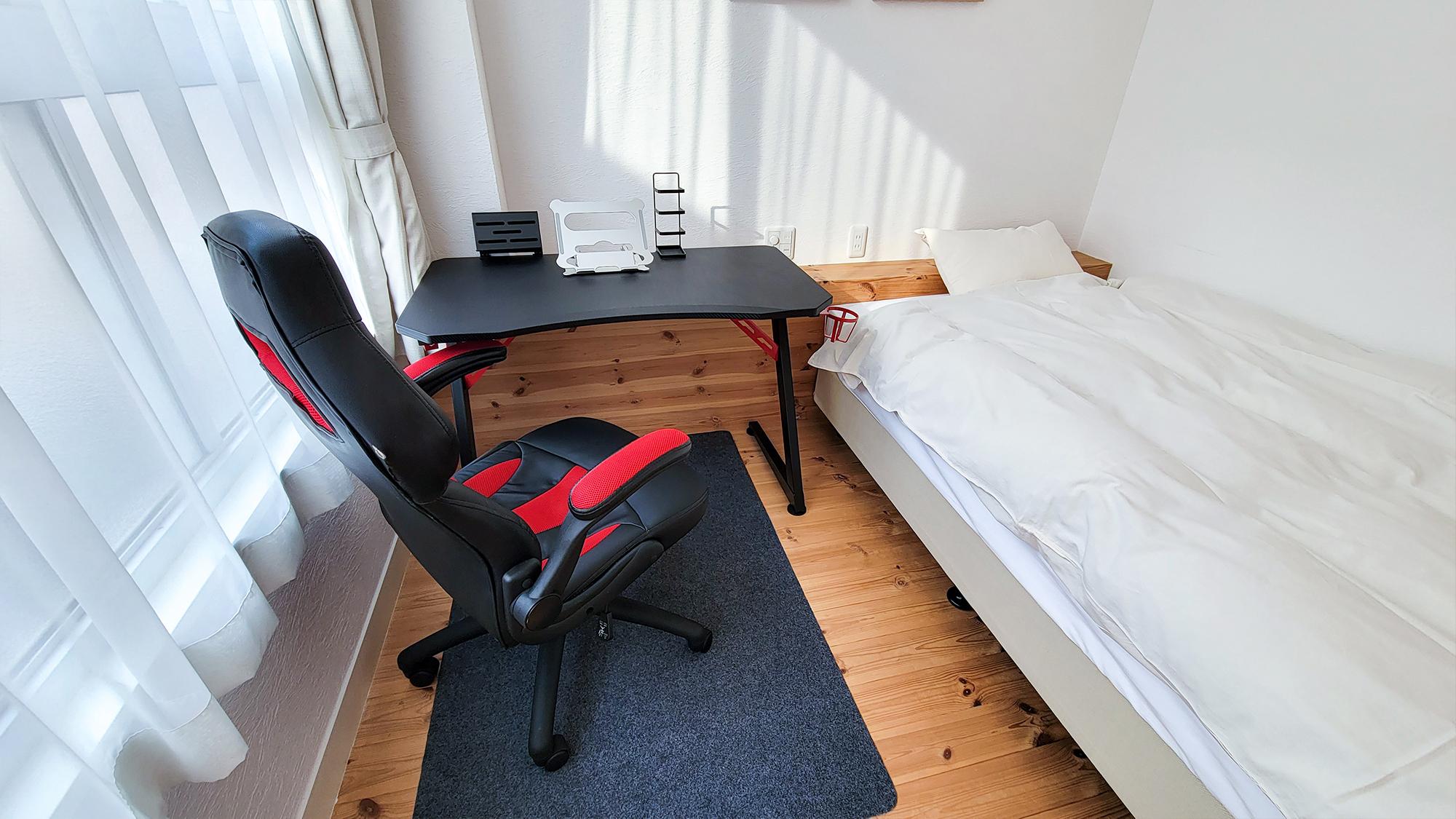 Semi Room, Business, Semi Double Bed