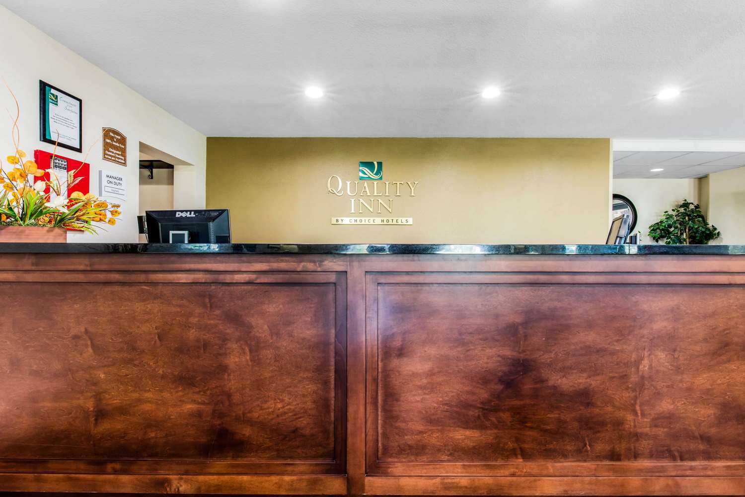 Quality Inn Batesville 8/40