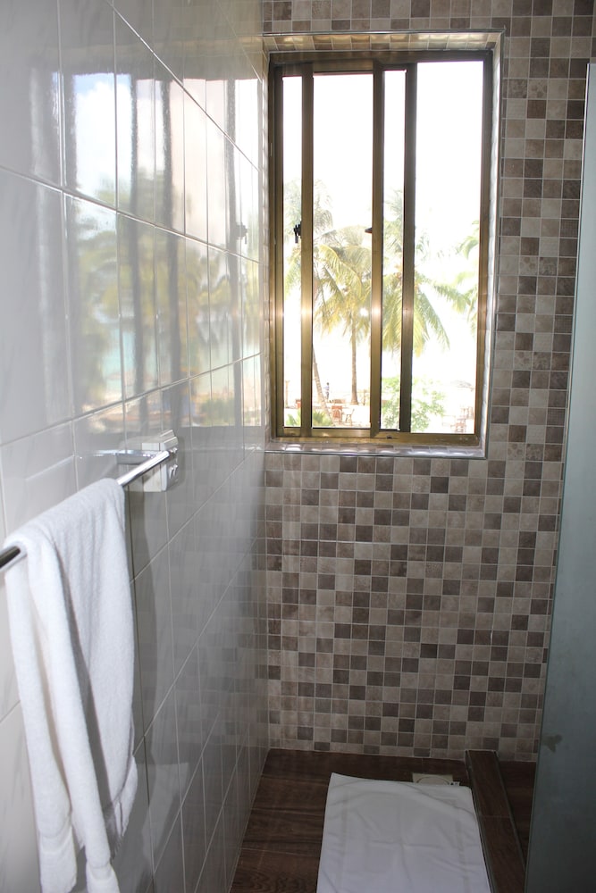 Villa Dahl Beach Resort 48/50
