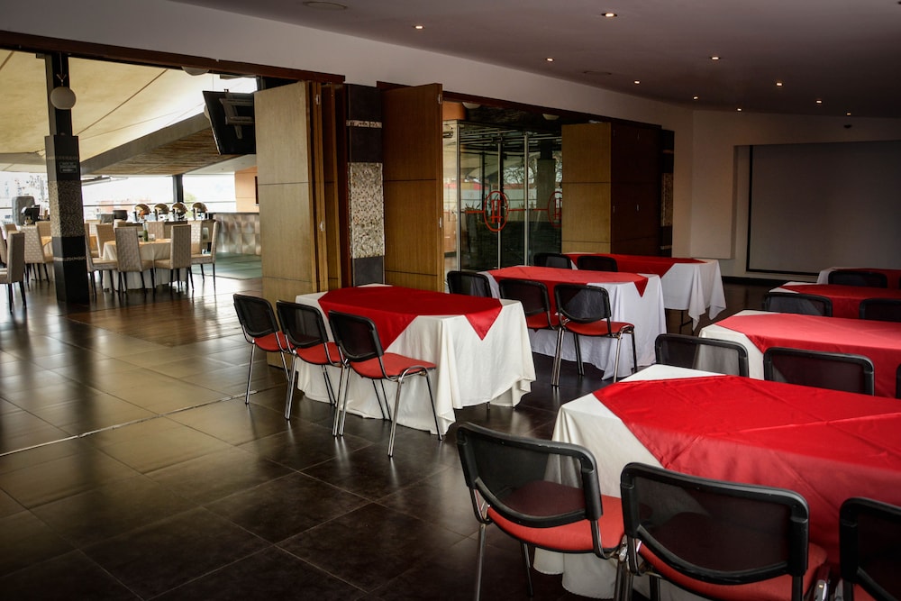 Zione Luxury Hotel Pereira 57/66