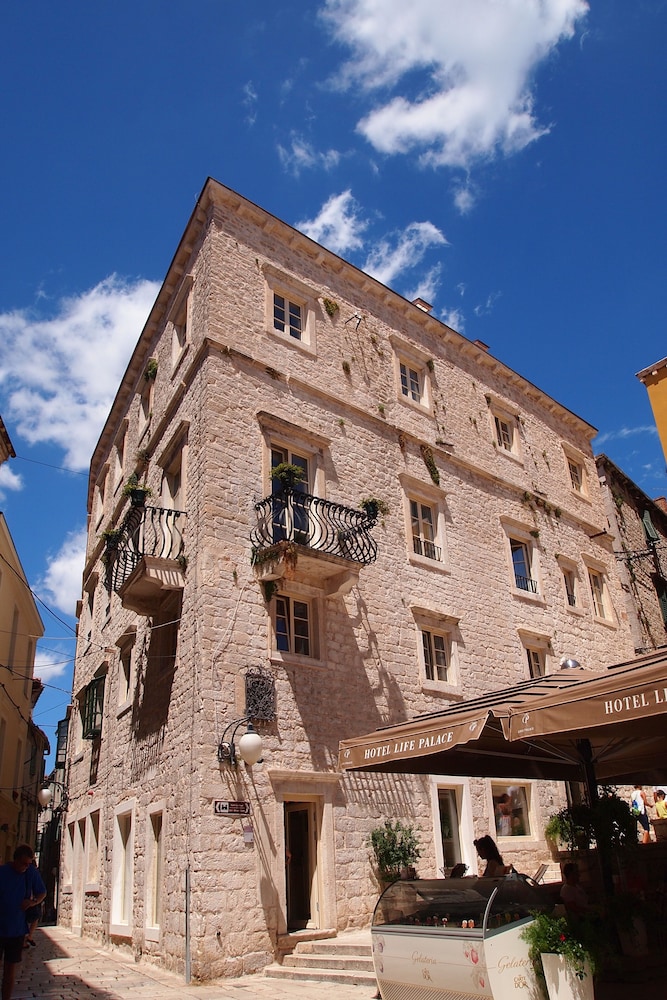 Heritage Hotel Life Palace in SIBENIK