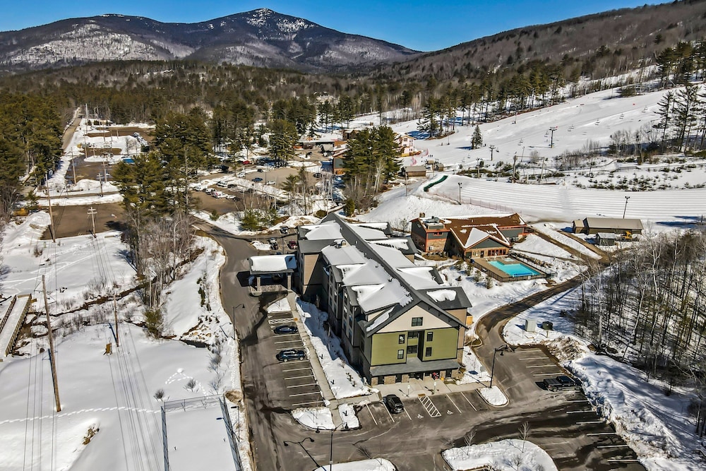 Fairfield Inn & Suites North Conway 42/49