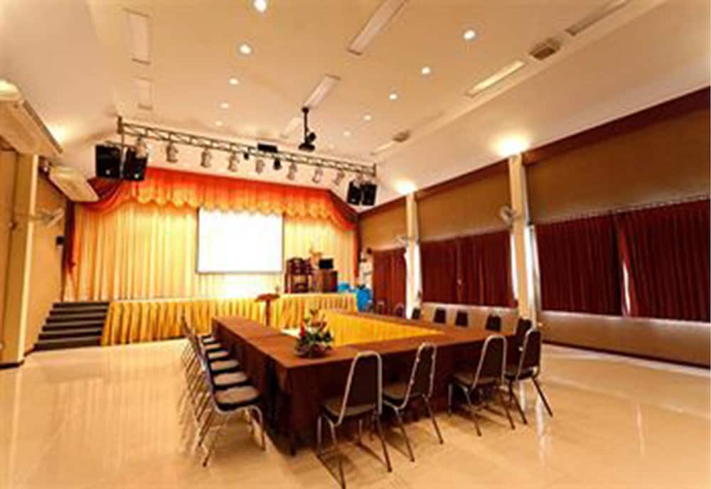 CHANG CLIFF RESORT 55/70