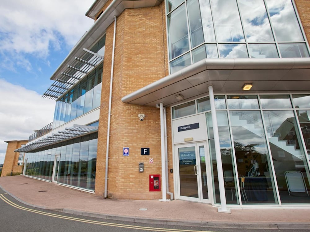 University of Exeter Holland Hall 3/50