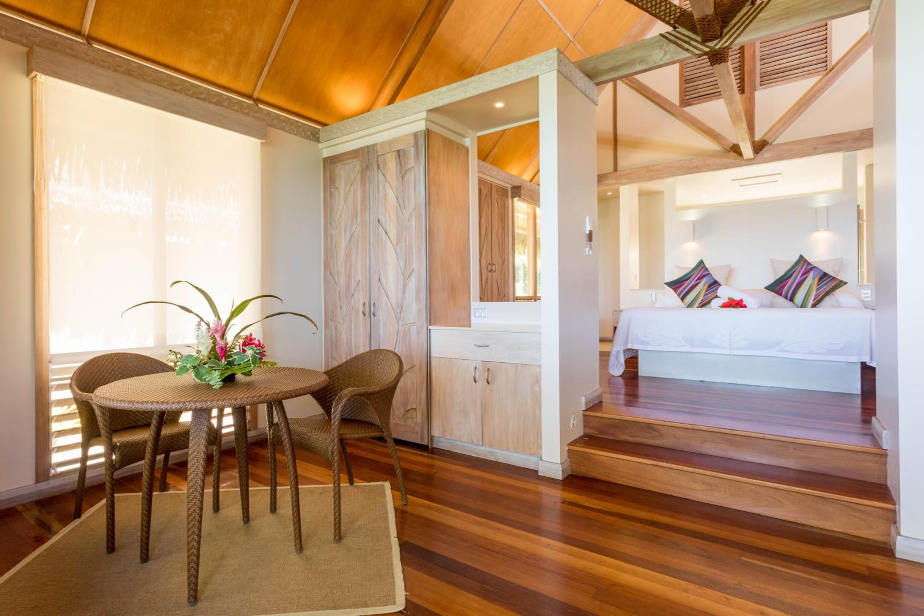 Bungalow, Beach Front