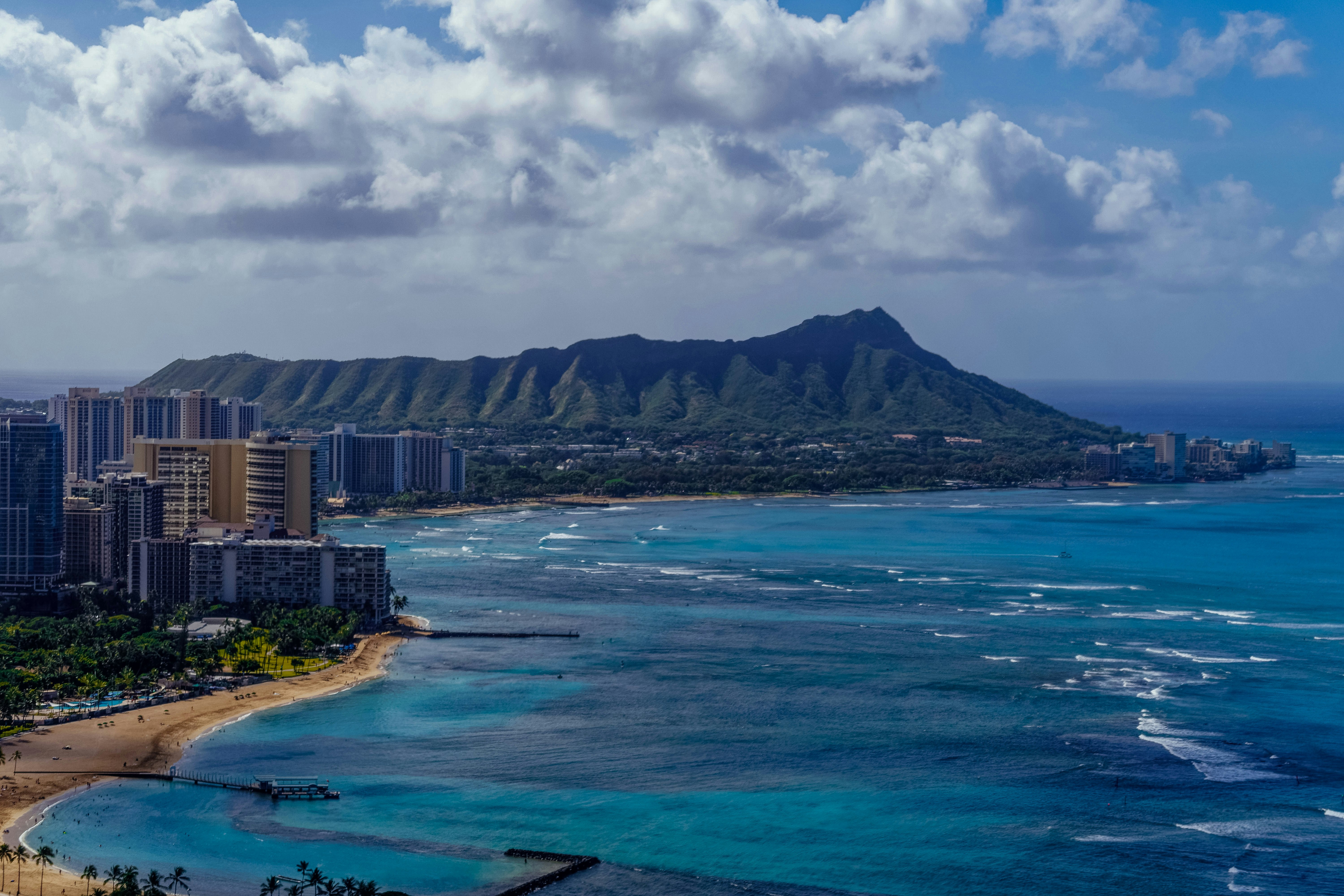 Ohia Waikiki Studio Suites 83/99
