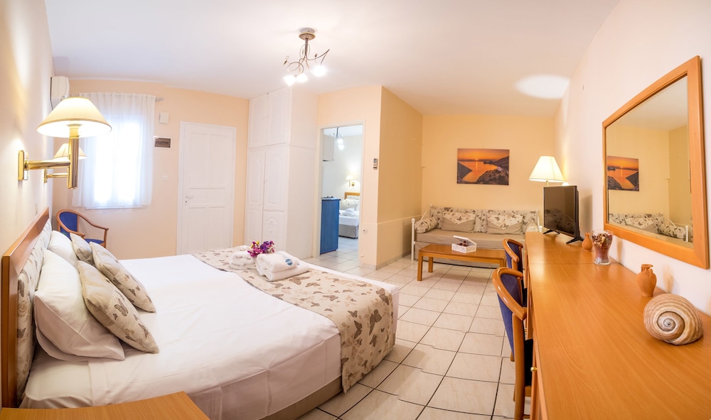 Syros Atlantis Hotel 15/50