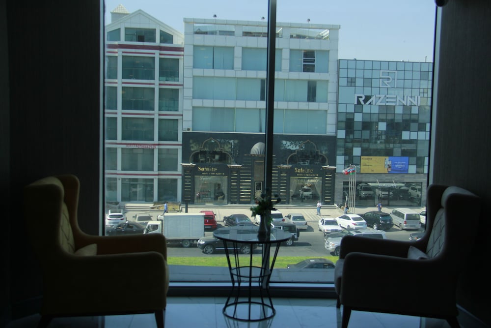 Sky Hotel Baku 18/29