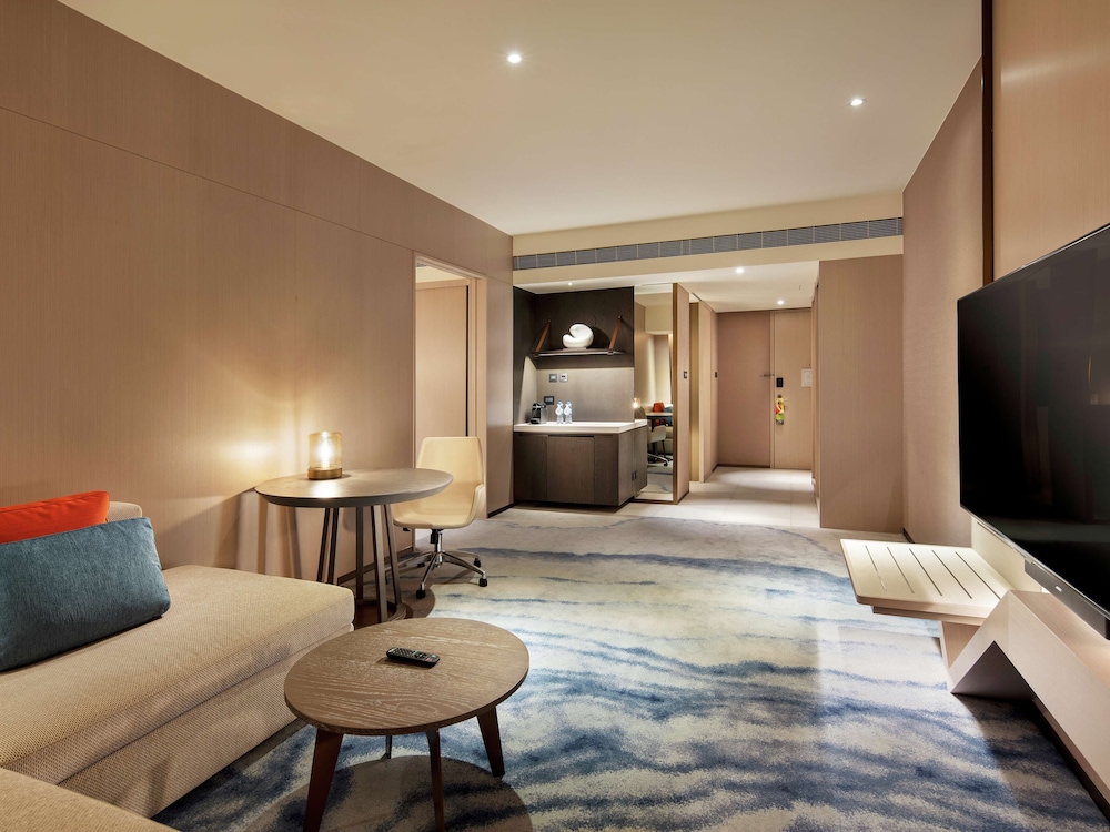 Hilton Taipei Sinban 27/74