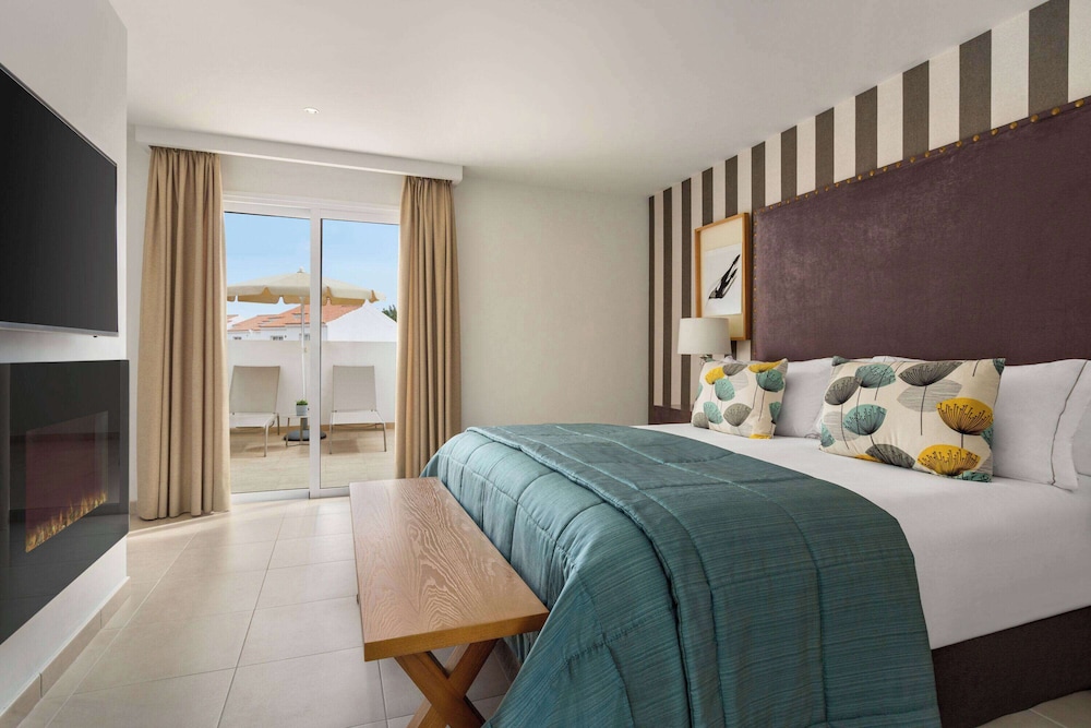 Wyndham Residences Golf del Sur 17/82