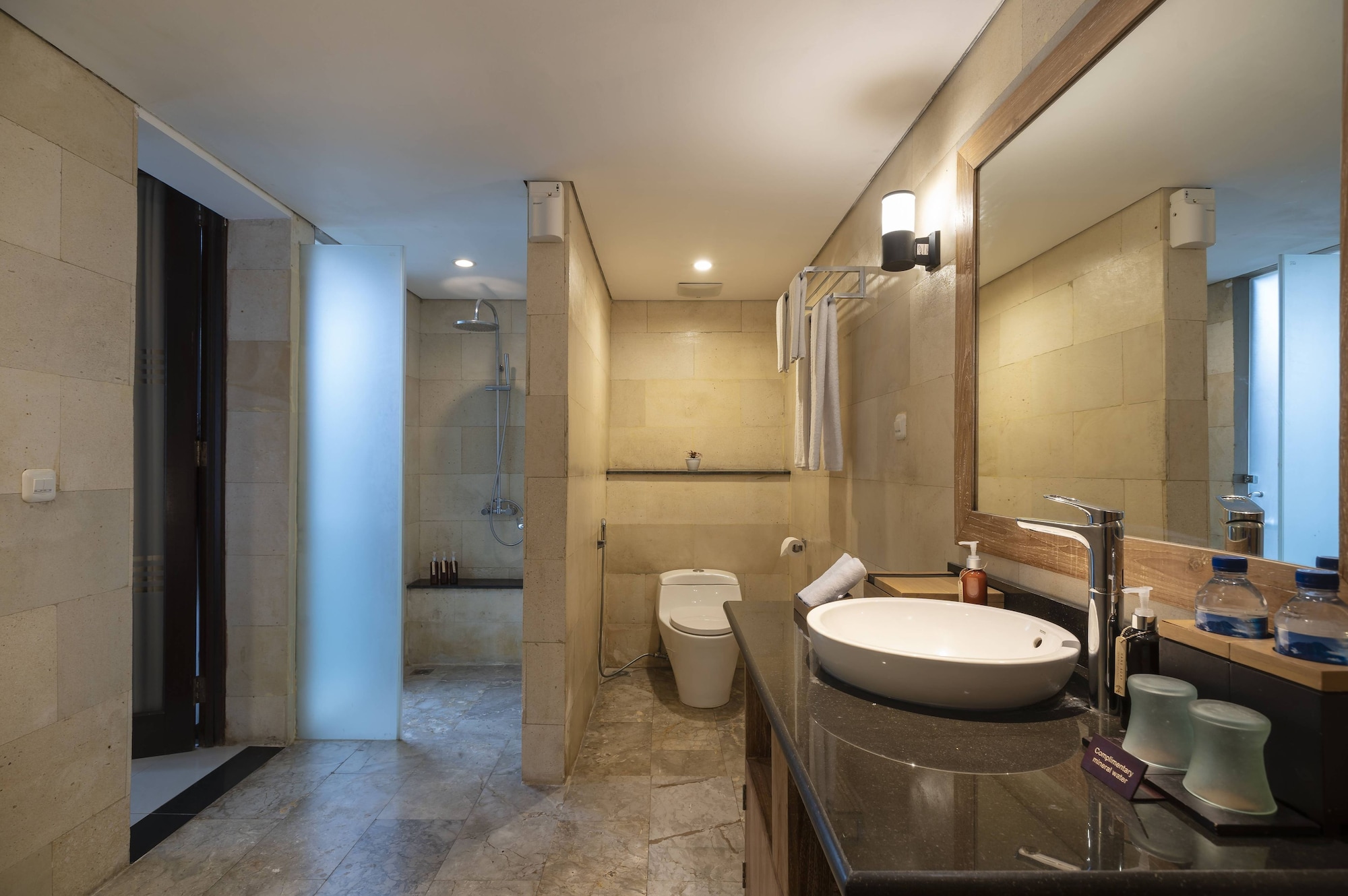 فيلا بسرير كينج بغرفة نوم واحدة بمسبح خاص، d'Nusa Beach Club and Resort 4/6