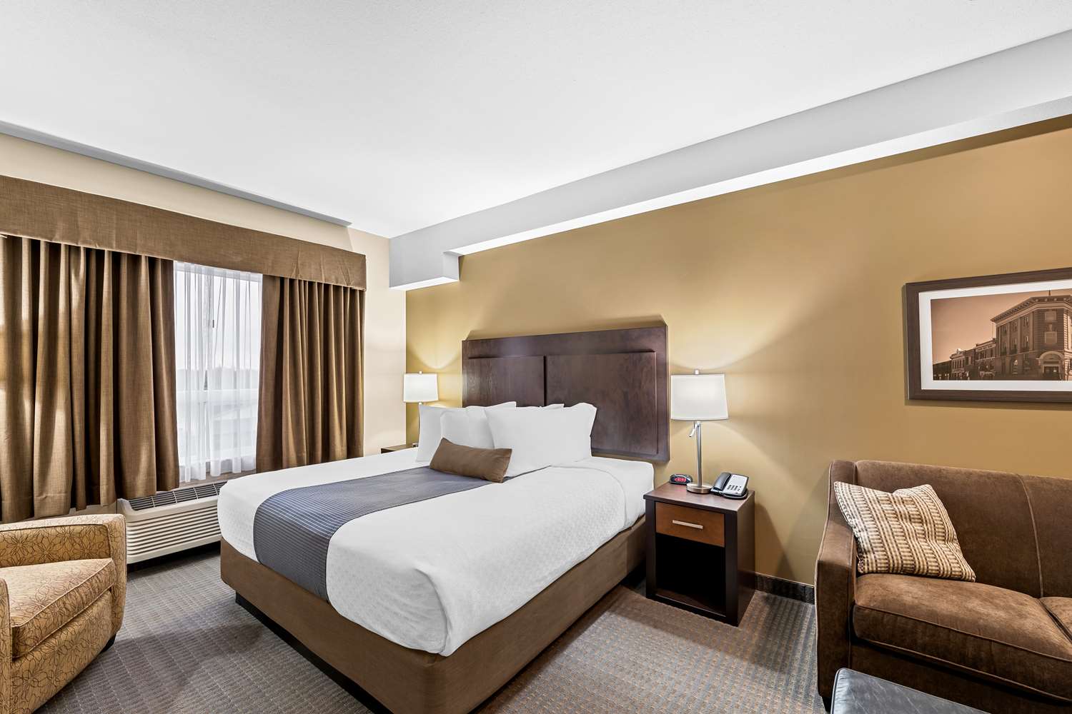 Best Western Plus Lacombe Inn and Suites 5/12