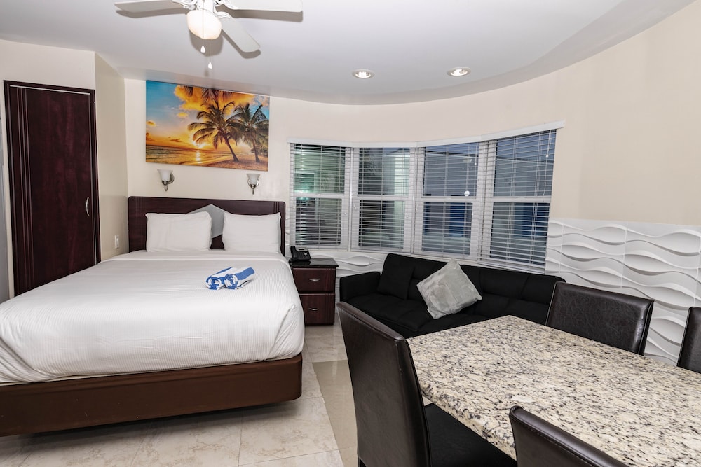 Caribbean Resort by the Ocean 14/50