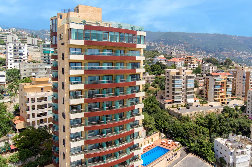 Burj On Bay Hotel, Jounieh 2/73