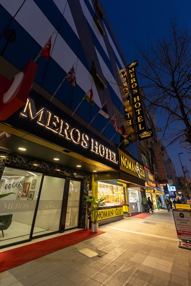 Meros Hotel 4/52