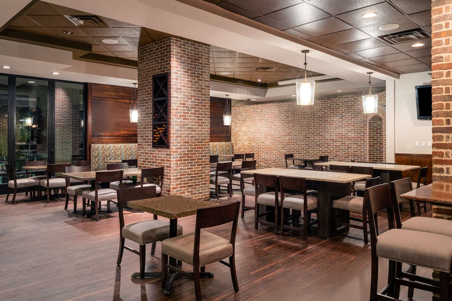restaurant cafeteria
