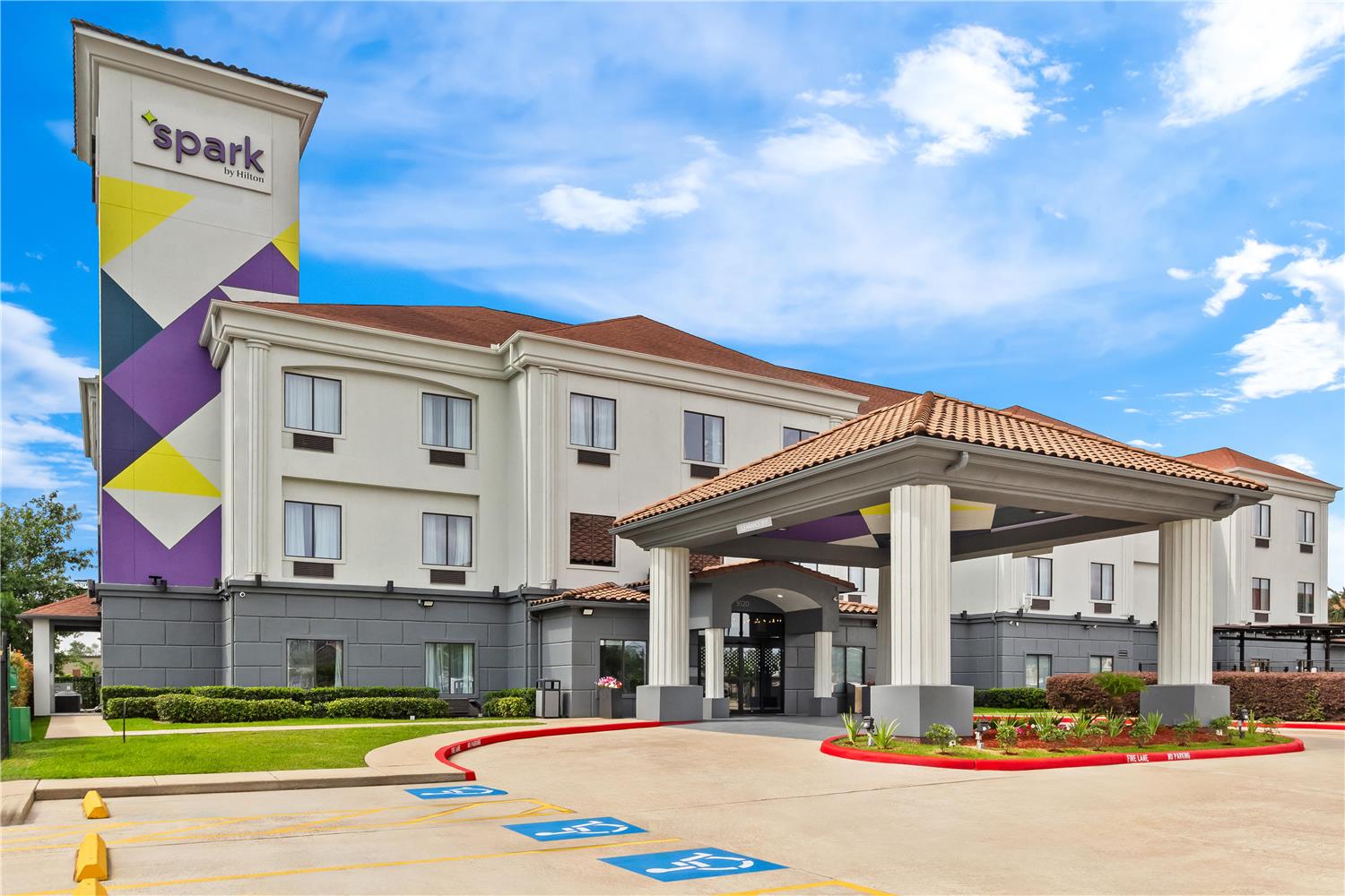 Spark by Hilton Houston Hobby Airport 15/16
