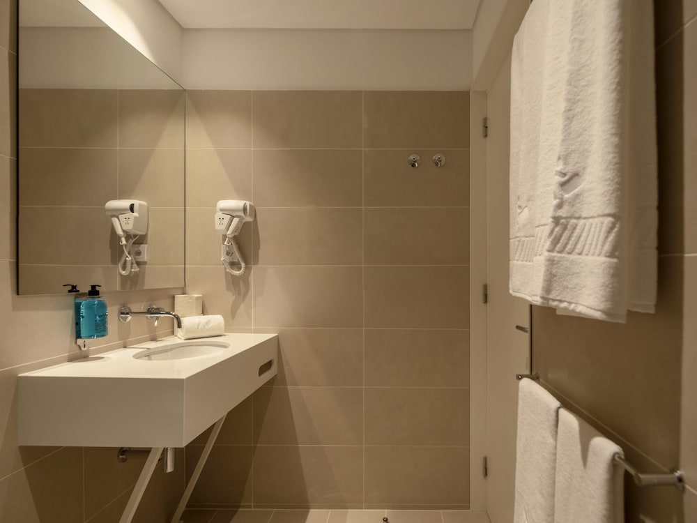 Lisbon Serviced Apartments Santos 48/50