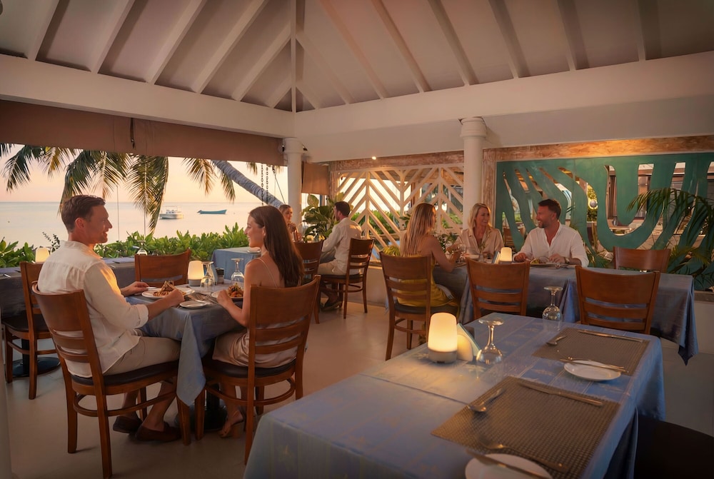 Villas De Mer Hotel 52/71