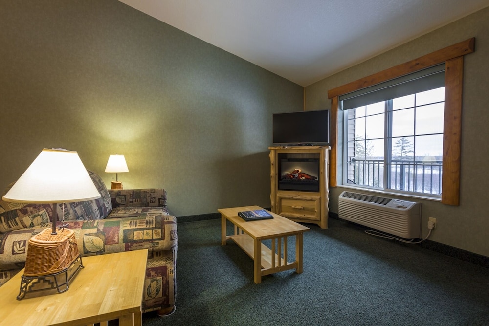 Stafford's Crooked River Lodge & Suites 22/41