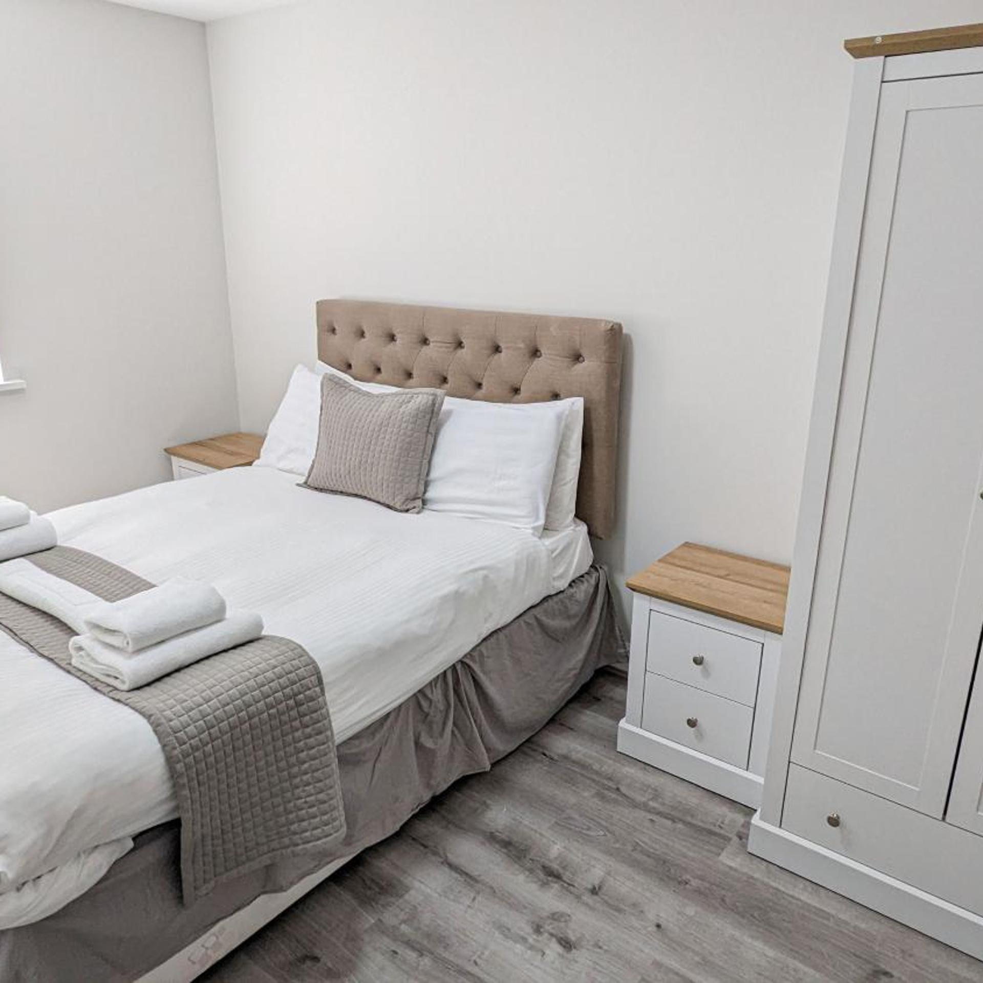 1 BEDROOM, APARTMENT