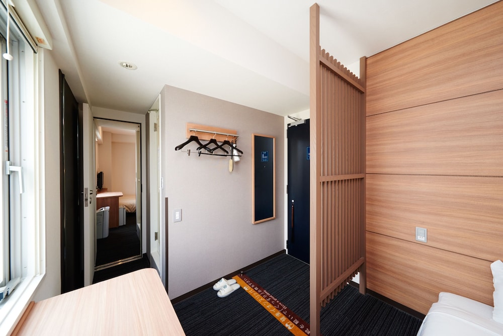 Super Hotel Namba Nipponbashi 20/37