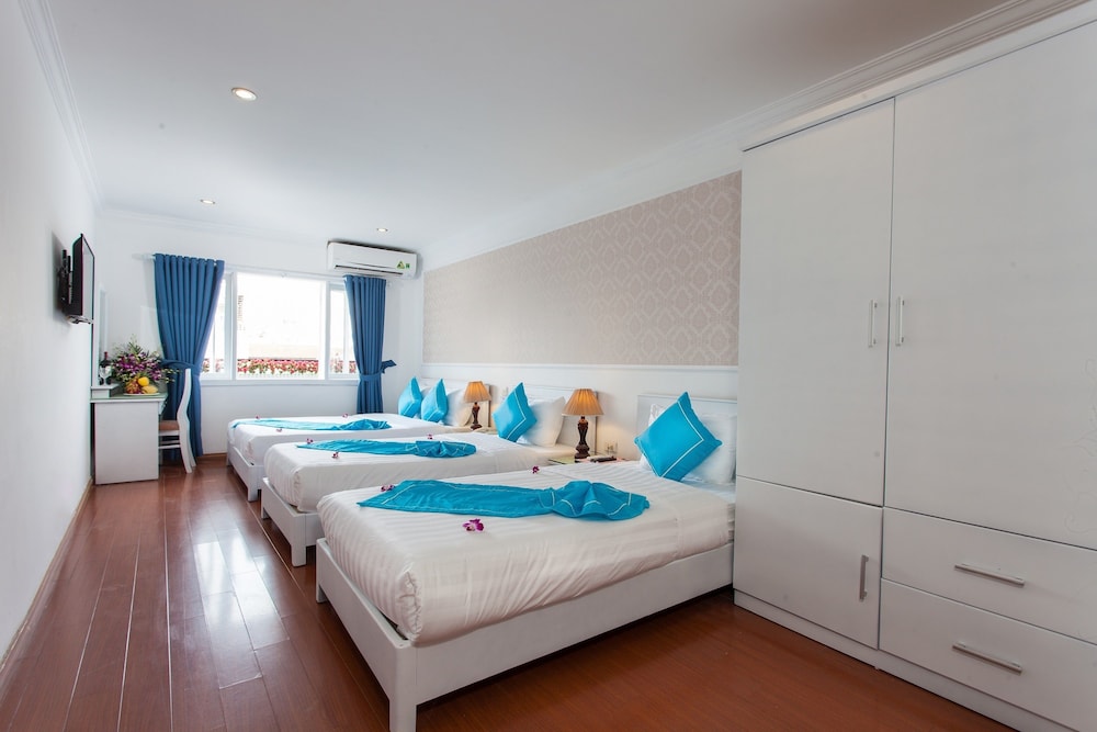 Hanoi Buddy Inn & Travel 25/99