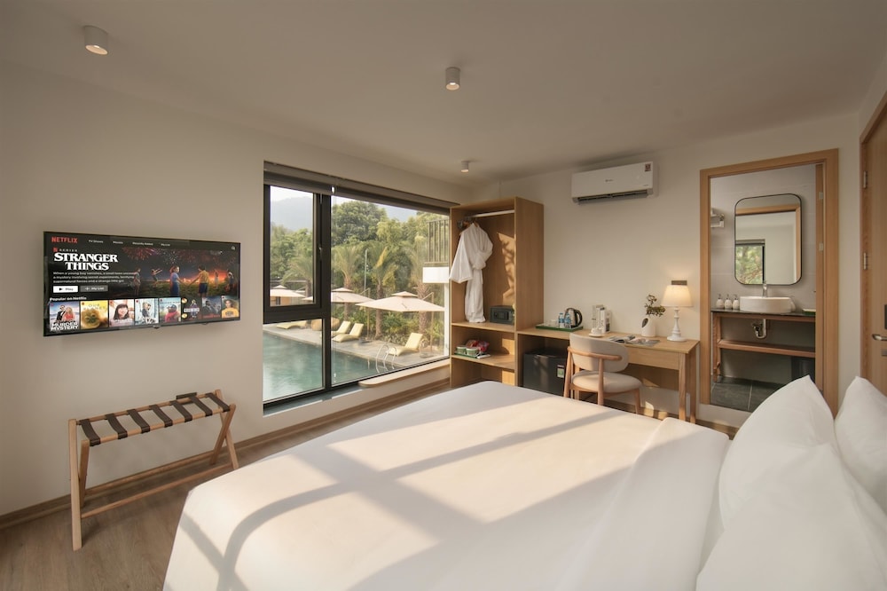 Rivana Retreat 20/46