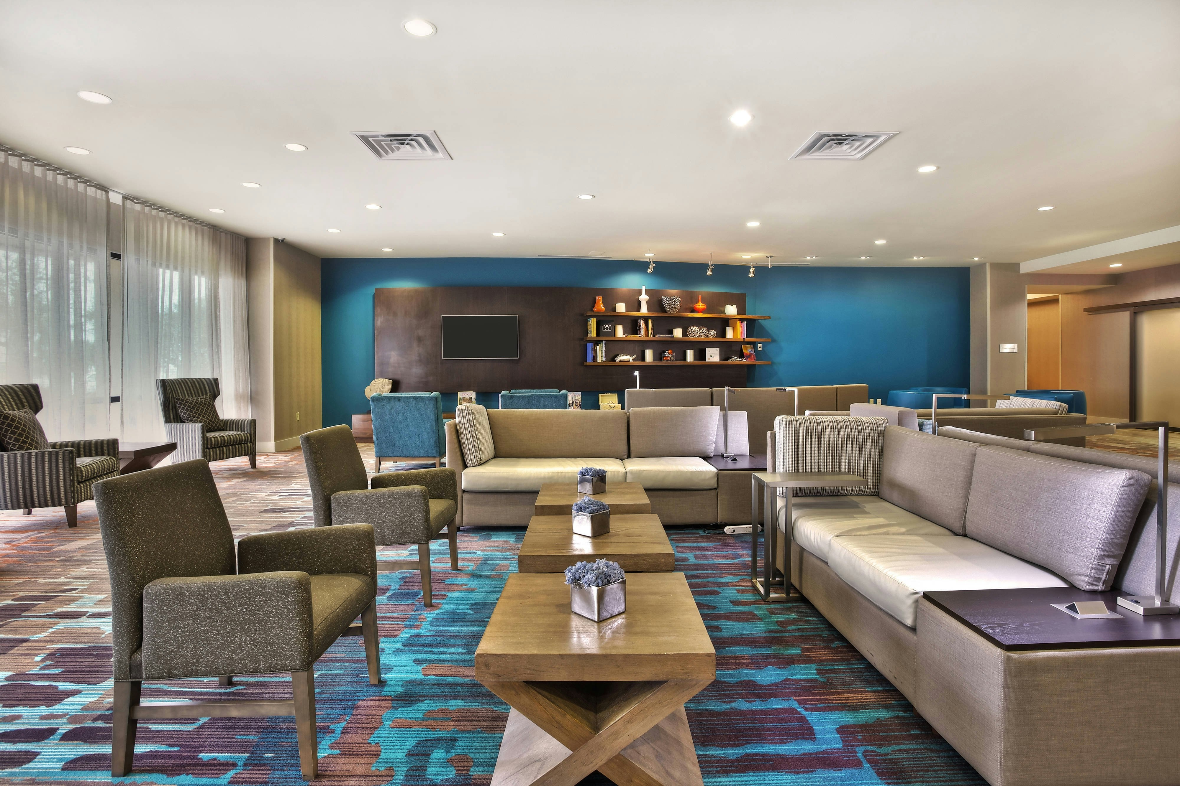 Courtyard By Marriott Gulfport Beachfront 21/45