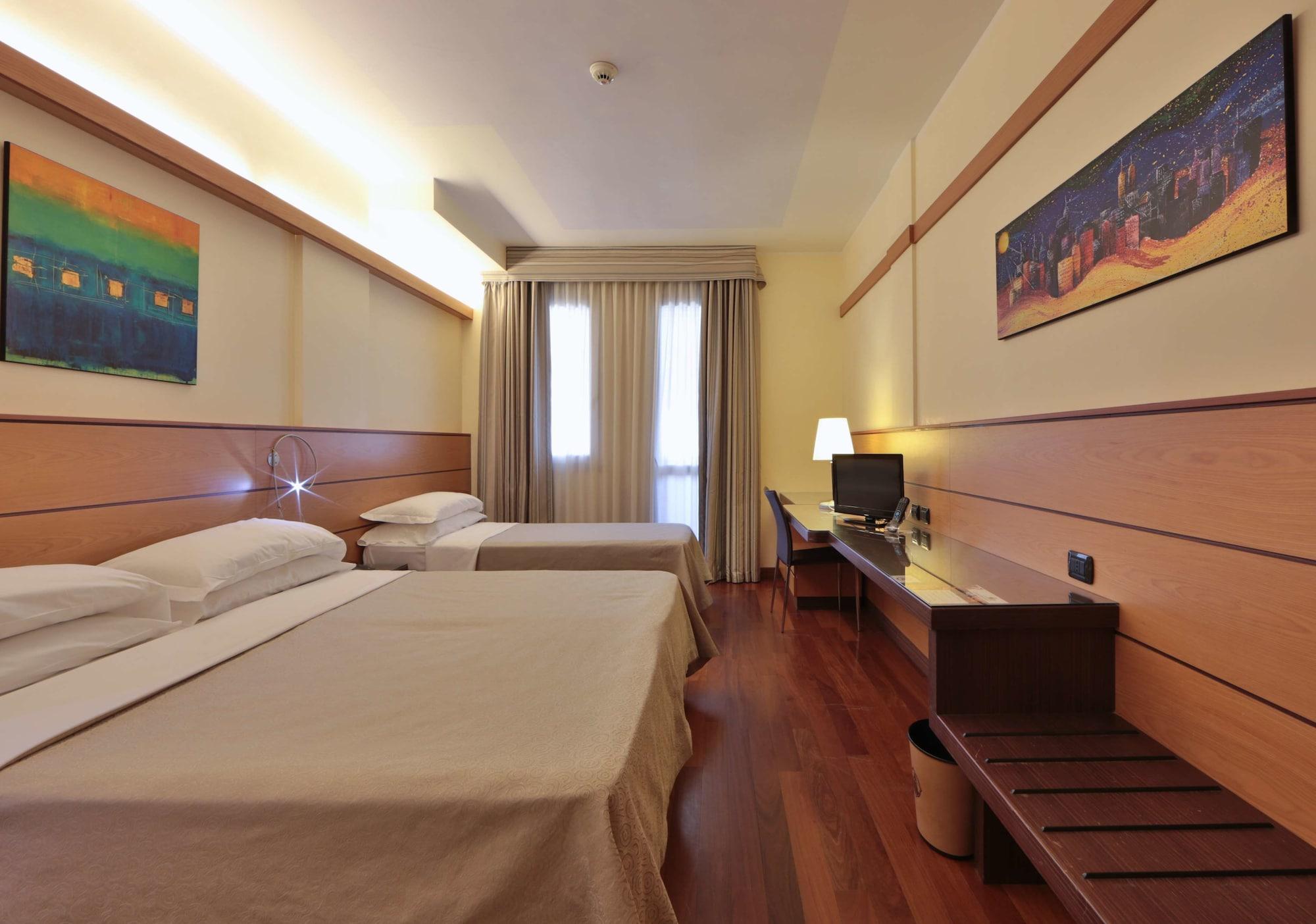 Classic, Multiple Beds, Annex