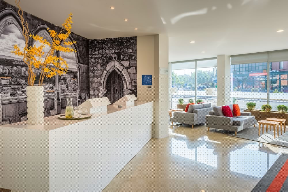 TRYP by Wyndham Leiria 6/49