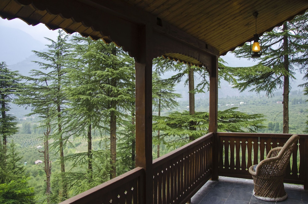 HERITAGE VILLAGE RESORT 46/77
