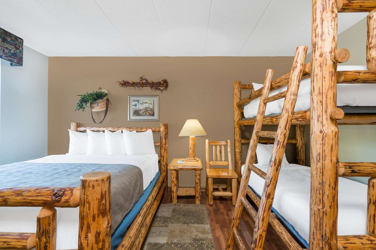 Baymont By Wyndham Owatonna 20/59