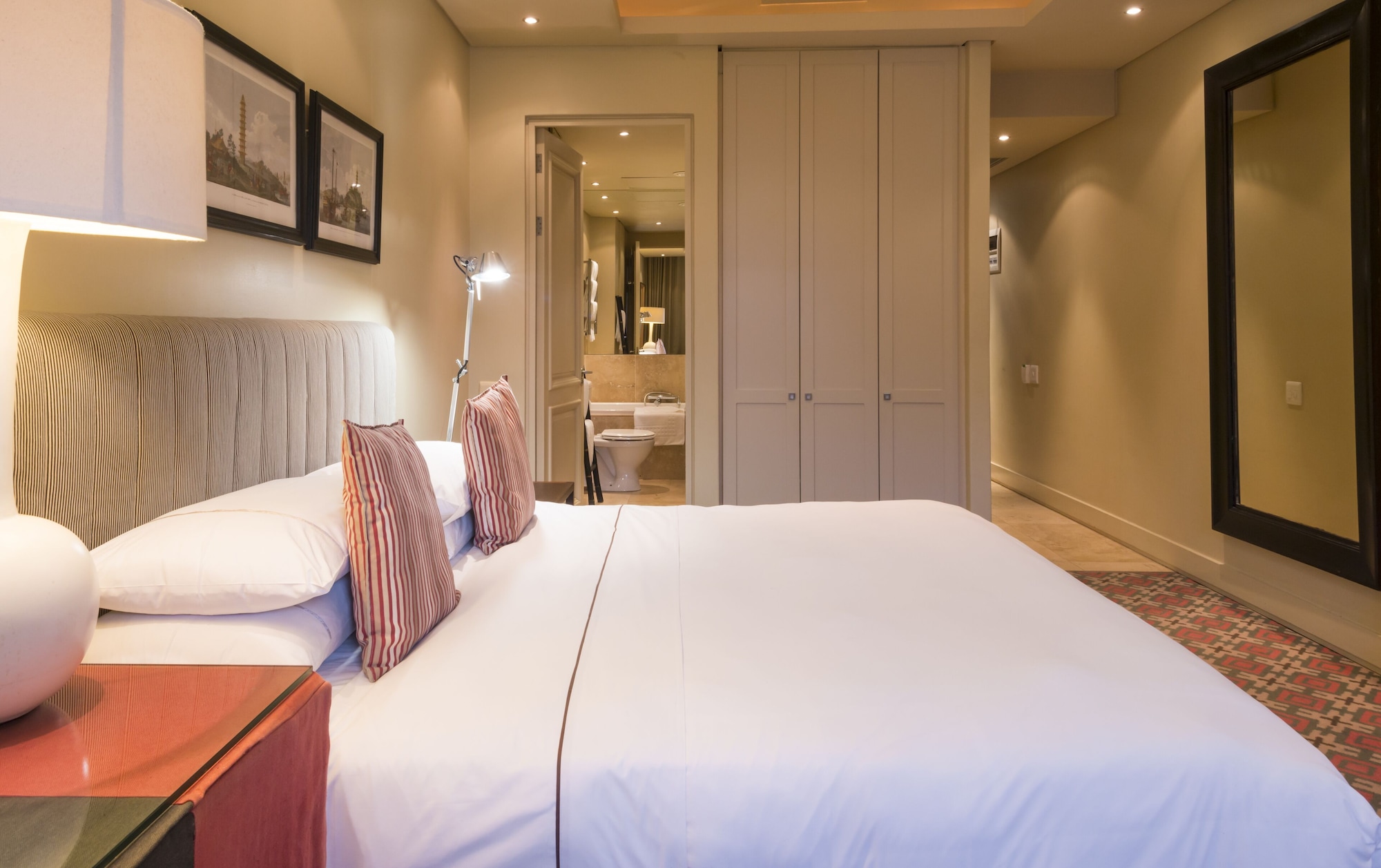 1 BEDROOM, EXECUTIVE, SUITE
