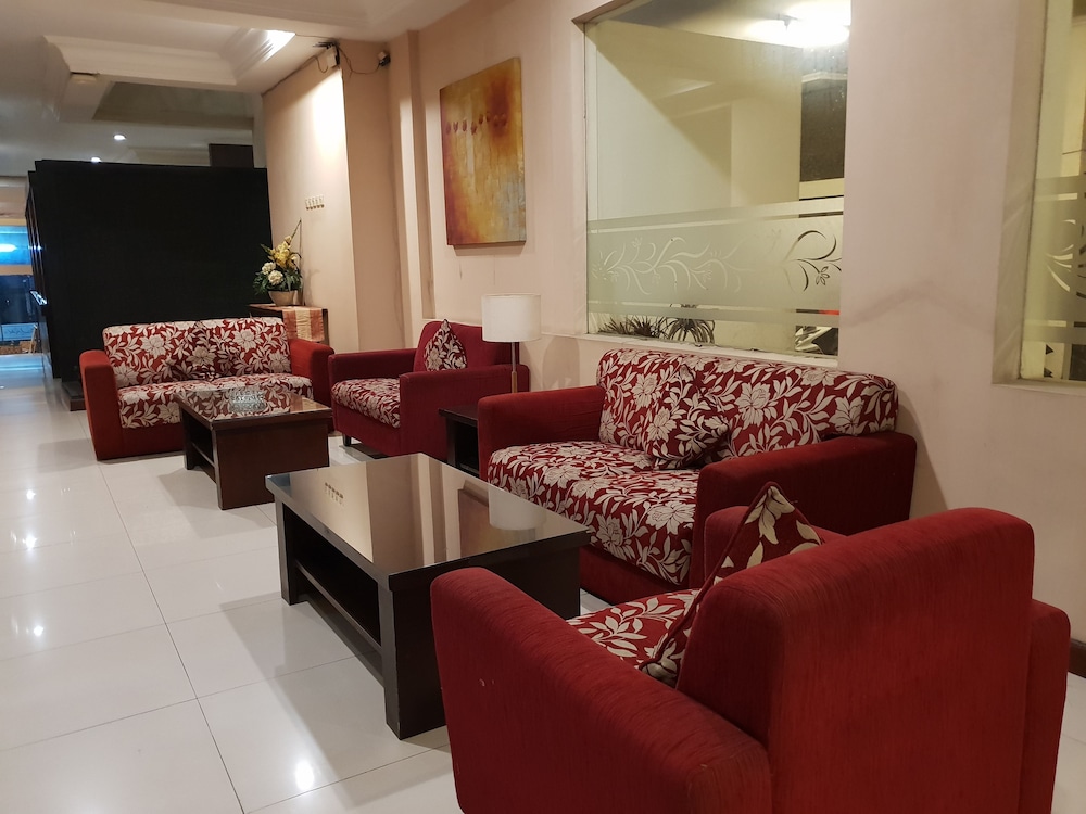 Scarlet Kebon Kawung Hotel 42/71
