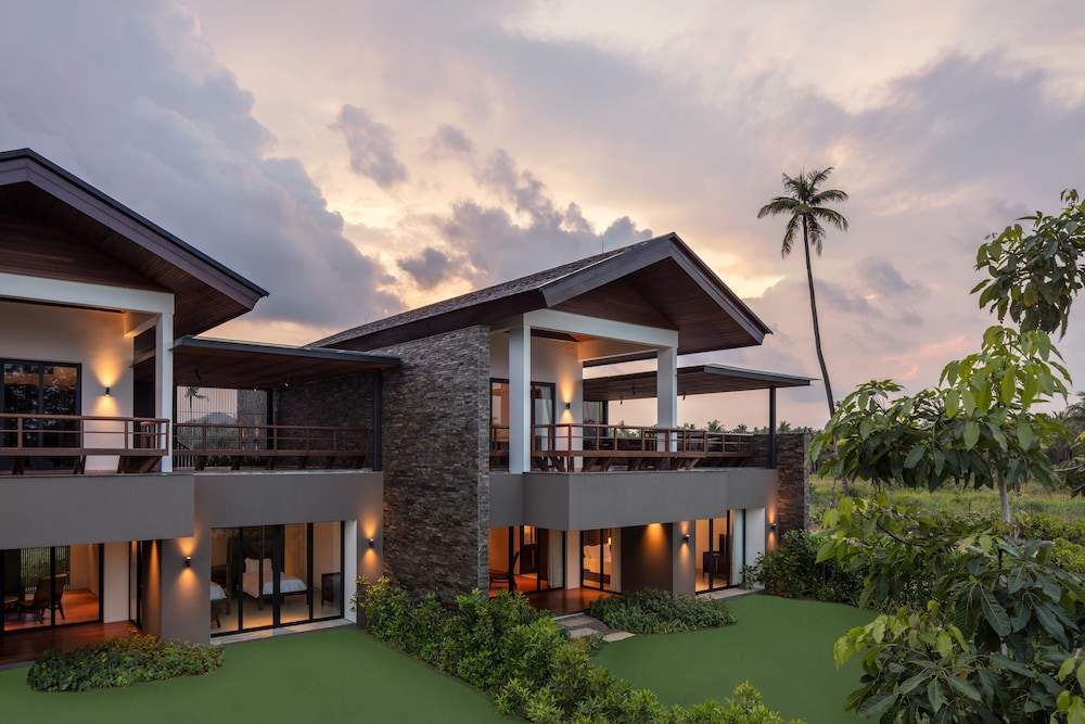THE RESIDENCE BINTAN 6/73