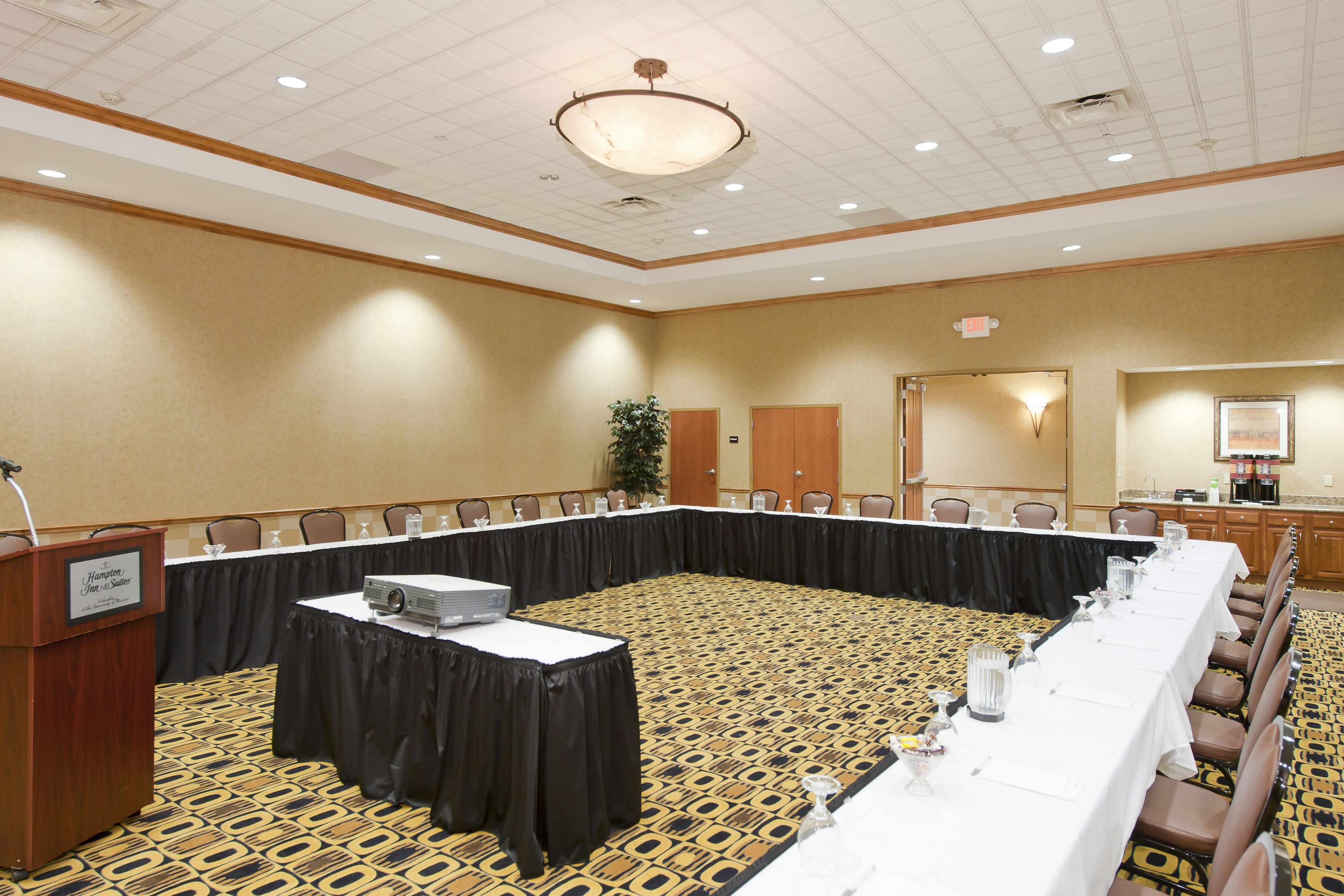 Hampton Inn & Suites Columbia at the University of Missouri 41/50