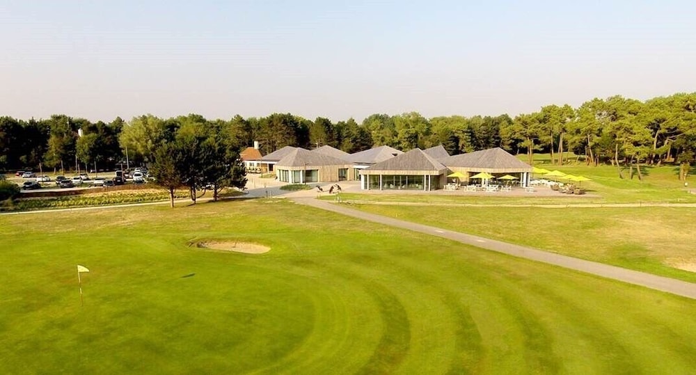 Manoir Hotel 44/50